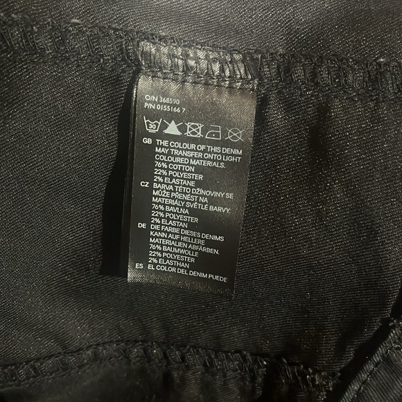 Black denim jacket. Size 4. - Picture 11 of 11